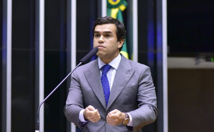 Câmara aprova projeto que restabelece o voto de desempate do governo nas decisões do Carf
