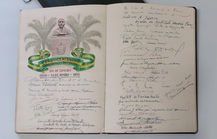 Mostra no Jardim Botânico do Rio reúne livros e documentos raros