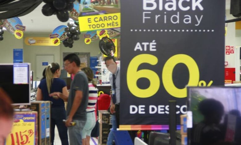 Cuidado com as “armadilhas” escondidas em falsas promoções da Black Friday