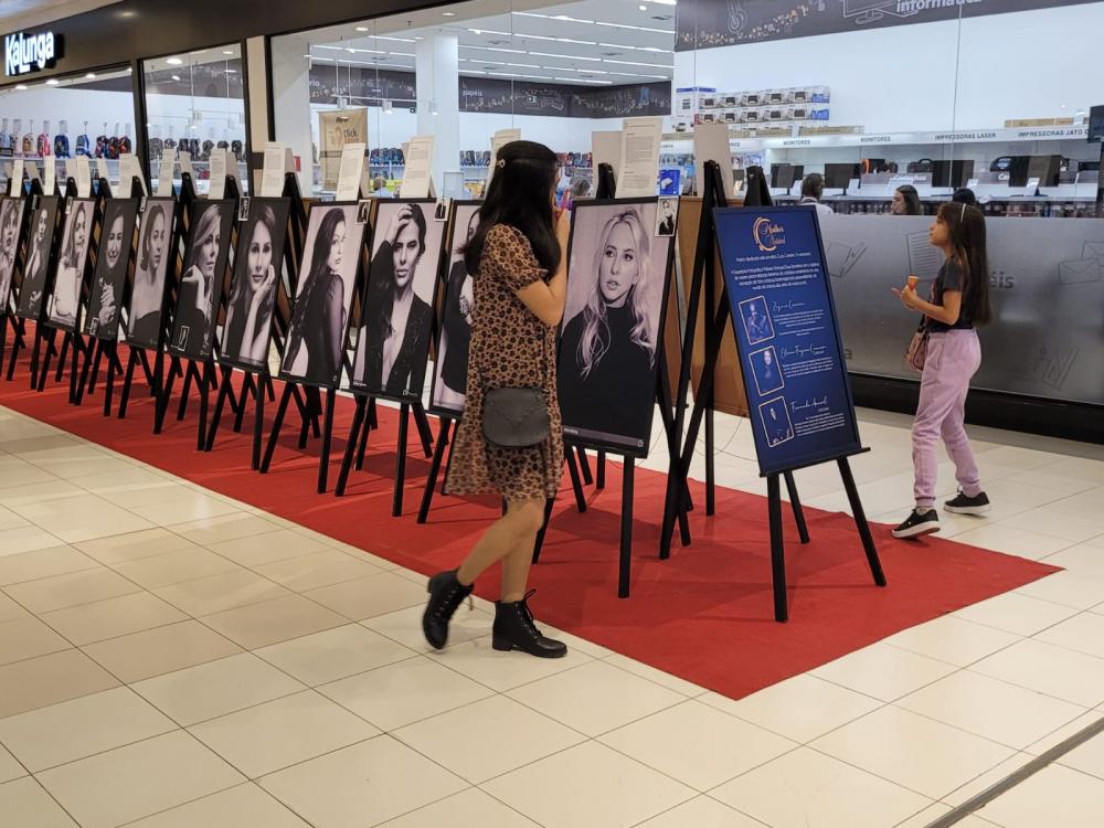 Ieda Chaves convida a população para visitar a Exposição Fotográfica “Mulher Notável” – Divas