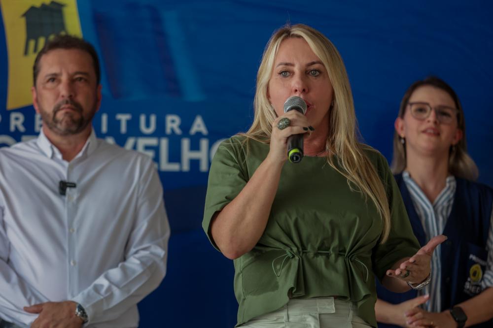 Ieda Chaves destaca importância da educação durante inauguração de escola 