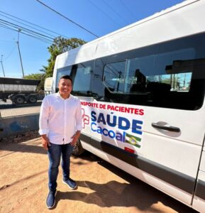 Prefeito Adailton Fúria entrega van à Casa de Apoio em Porto Velho
