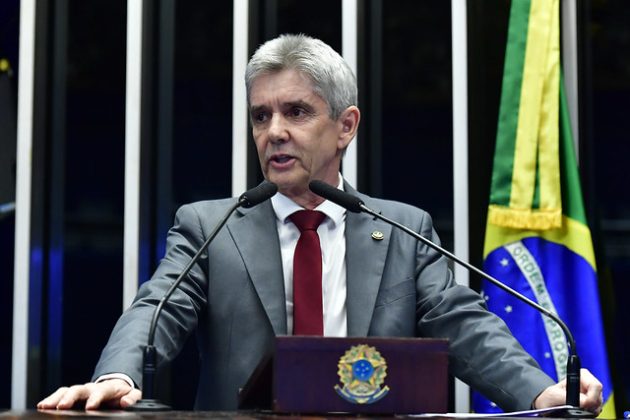Senador Jaime Bagattoli ( PL ) é internado para procedimentos cardíaco