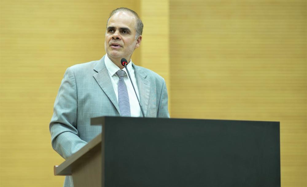 Alan Queiroz denuncia abandono de obras no Espaço Alternativo