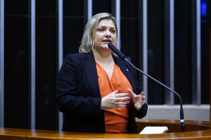 Audiência pública debate inclusão escolar de pessoas com deficiência
