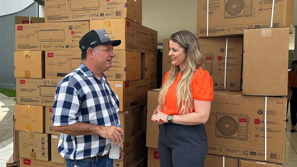 Deputado Pedro Fernandes participa de entrega de ares-condicionados para Saúde de Ariquemes