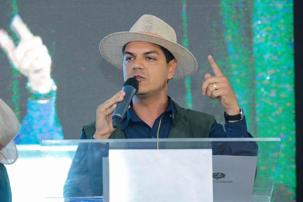 Cássio Gois destaca dia produtivo com projetos aprovados na Rondônia Rural Show 