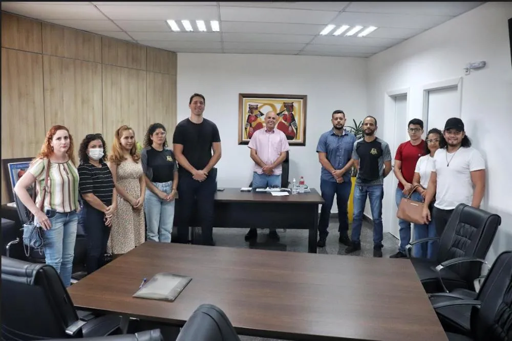 Ismael Crispin recebe comissão dos aprovados da Polícia Civil e reforça apoio à segurança Pública de Rondônia