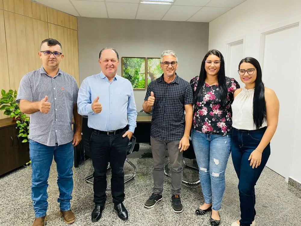 Deputado Pedro Fernandes recebe prefeito e vice-prefeito eleitos de Rio Crespo e reafirma compromisso com o Município