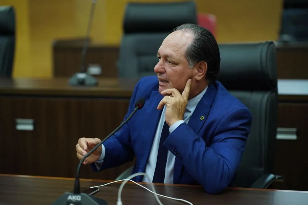 Assembleia aprova projeto de Pedro Fernandes para combate ao câncer de próstata
