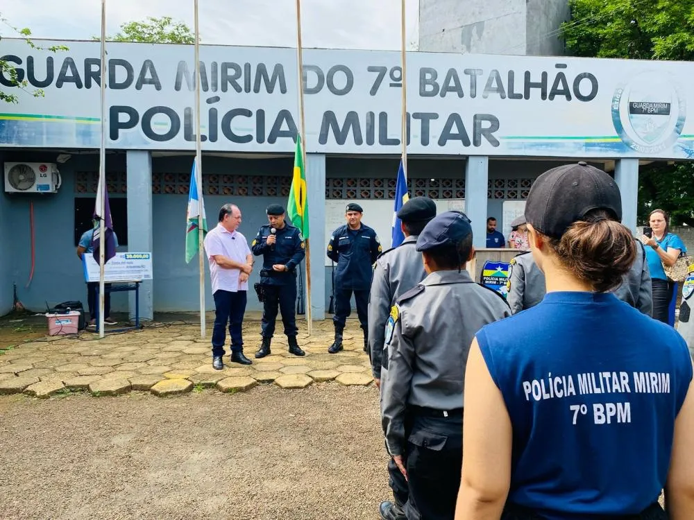 Deputado Pedro Fernandes reforça estrutura do projeto “Renovar” da Polícia Militar Mirim em Ariquemes