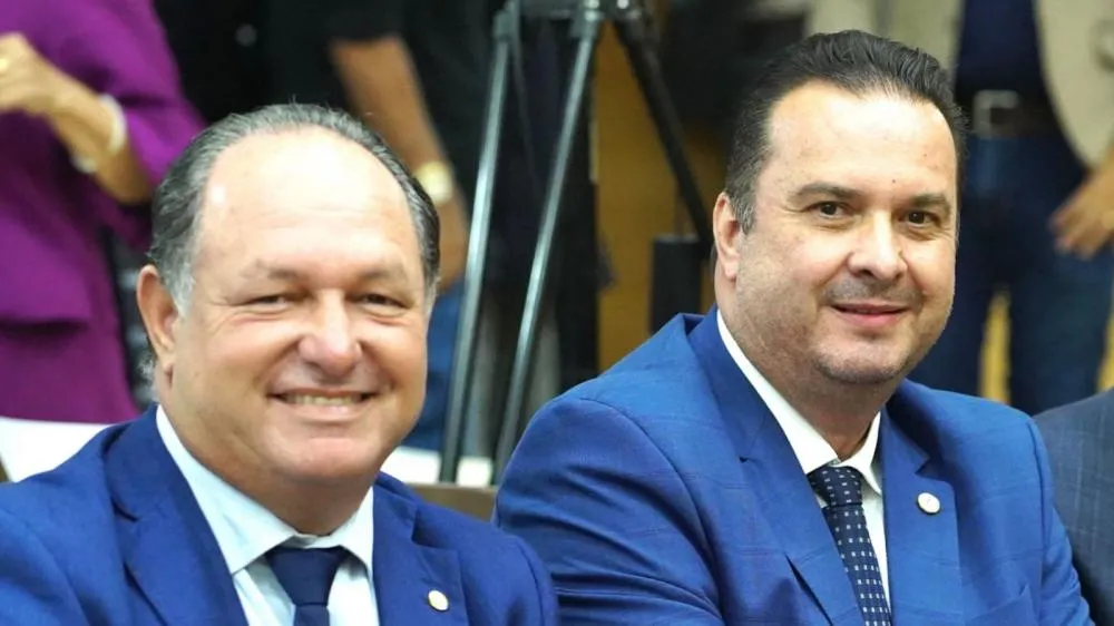 Deputados Pedro Fernandes e Dr. Luís do Hospital comemoram inovação na emissão da Guia de Trânsito Animal para equídeos em Rondônia