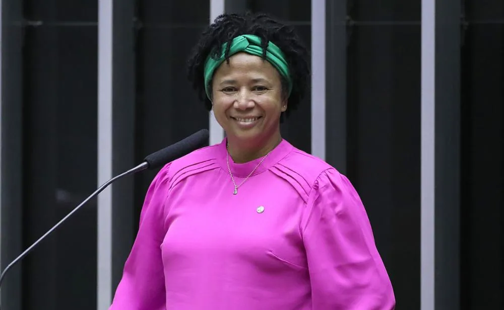 Mais um município beneficiado: Alto Paraíso recebe R$ 400 mil em emenda da deputada Sílvia Cristina 