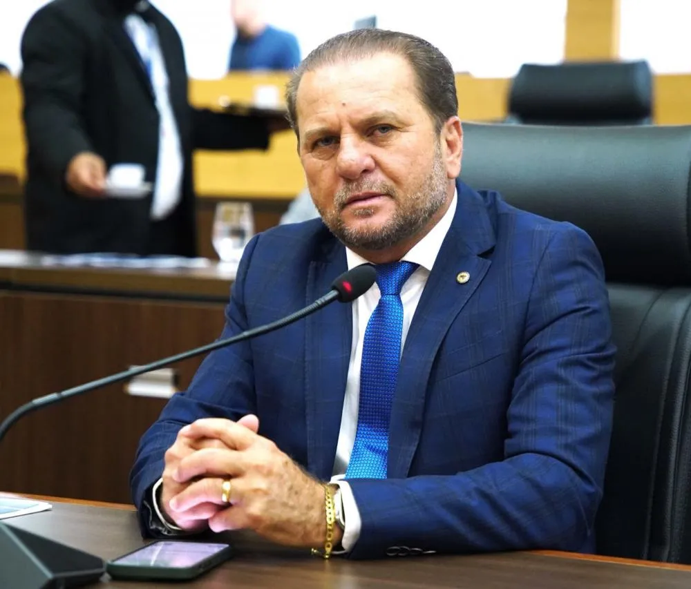 Deputado Cirone Deiró participa da abertura do ano letivo em Vilhena e reforça compromisso com a educação
