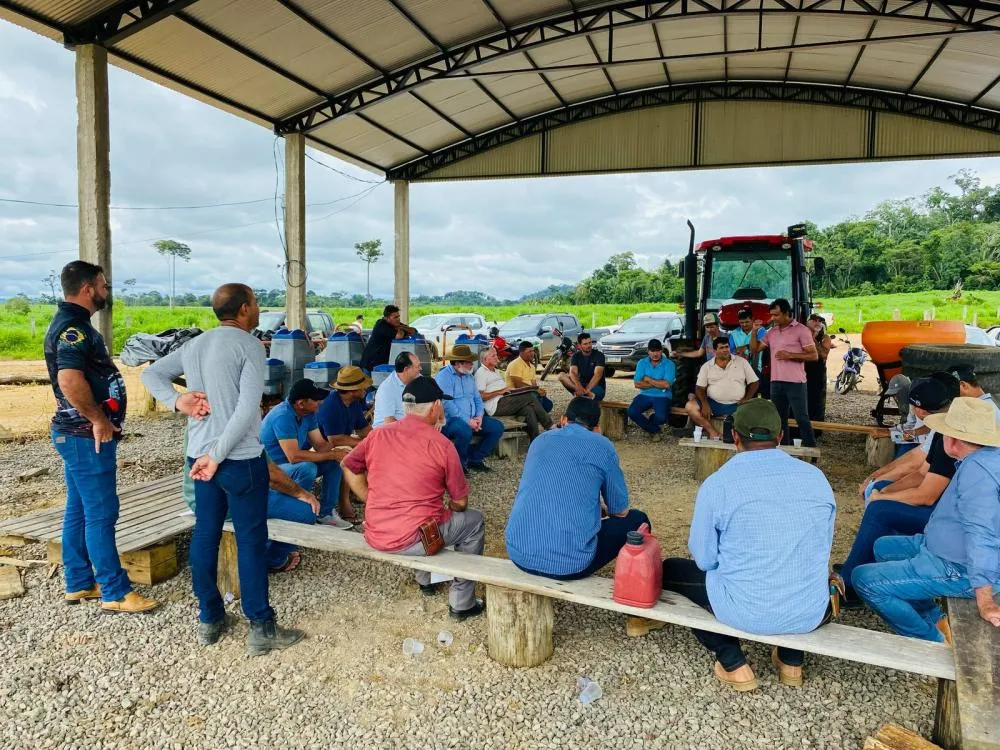 Pedro Fernandes destina R$ 200 mil para fortalecer a produção leiteira em Monte Negro