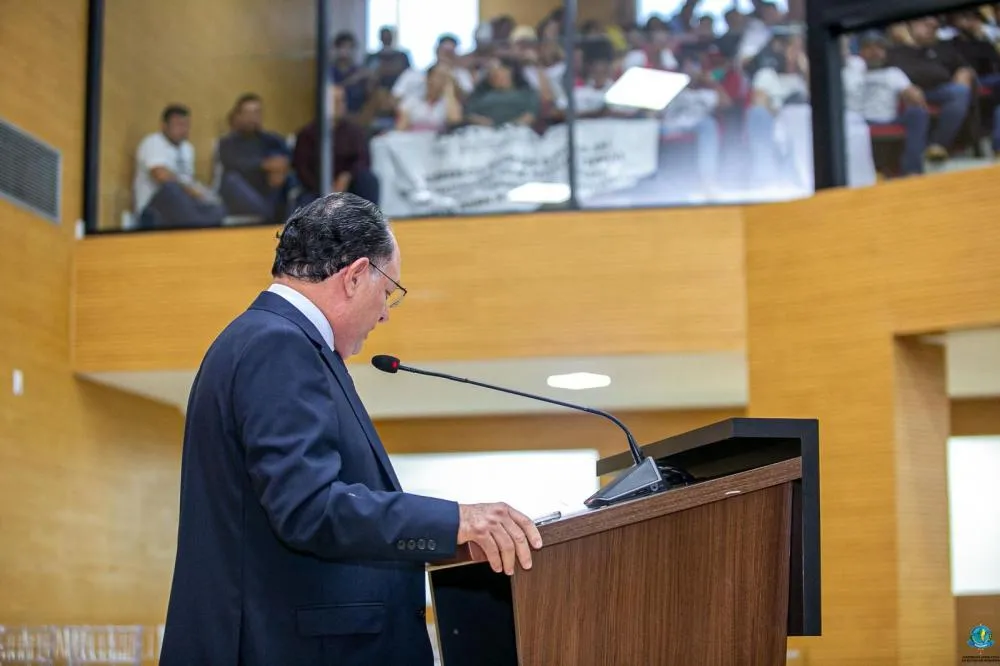 Deputado Pedro Fernandes apresenta relatório final da CPI das Reservas e plenário aprova