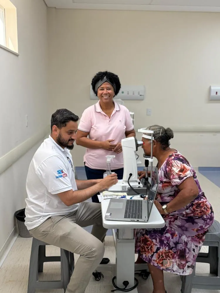 Deputada Sílvia Cristina comemora as 1.600 cirurgias de catarata, realizadas no projeto Olhar de Amor