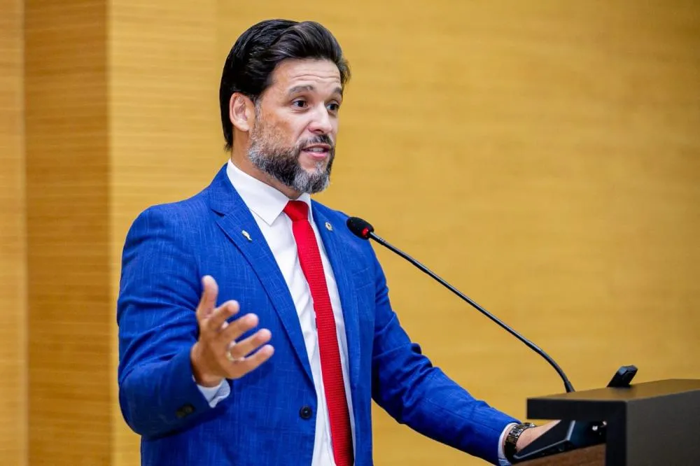 Delegado Rodrigo Camargo desponta como o novo rosto da política rondoniense, com transparência e compromisso com o povo
