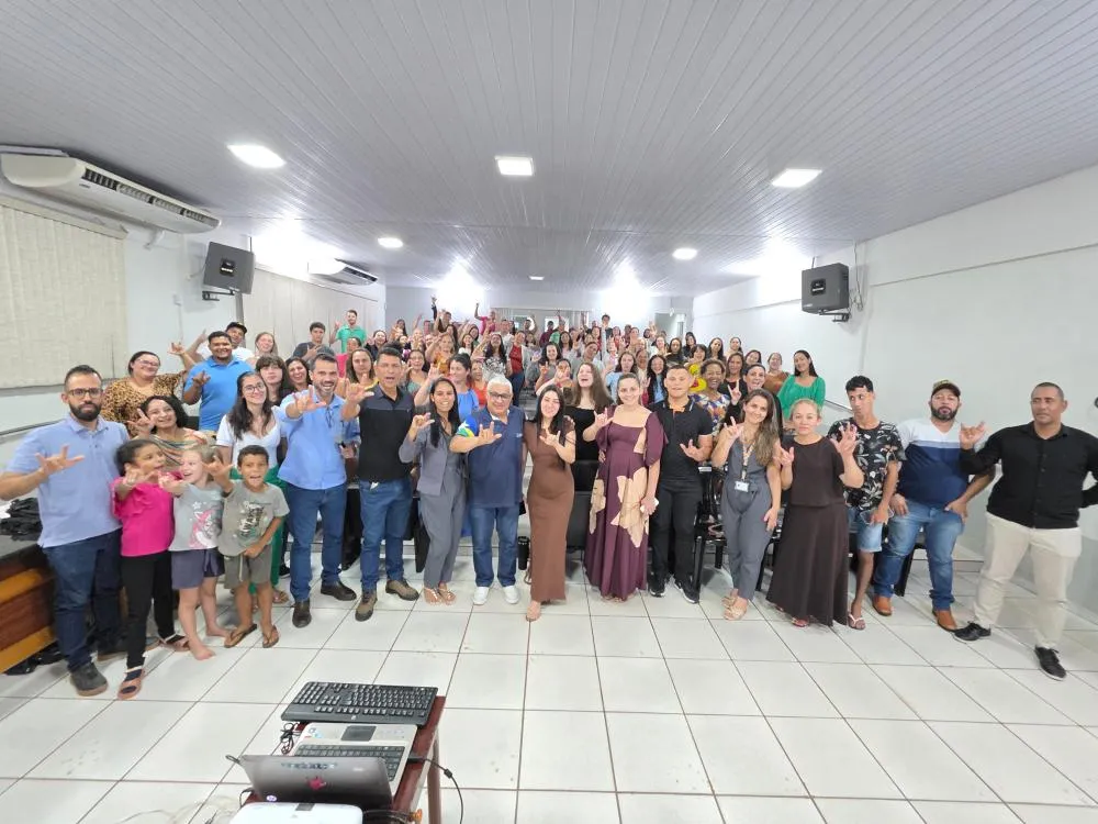 Com apoio do deputado Cássio Gois, curso de Libras forma mais de 150 pessoas em Espigão do Oeste