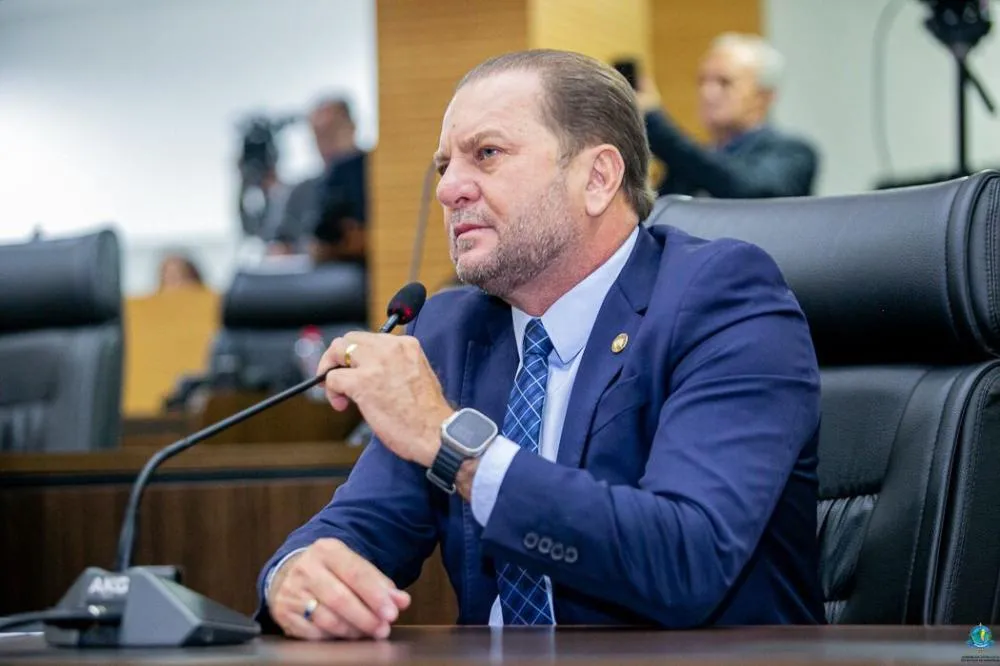 Cacoal: Cirone busca recursos para escolas afetadas pelas chuvas