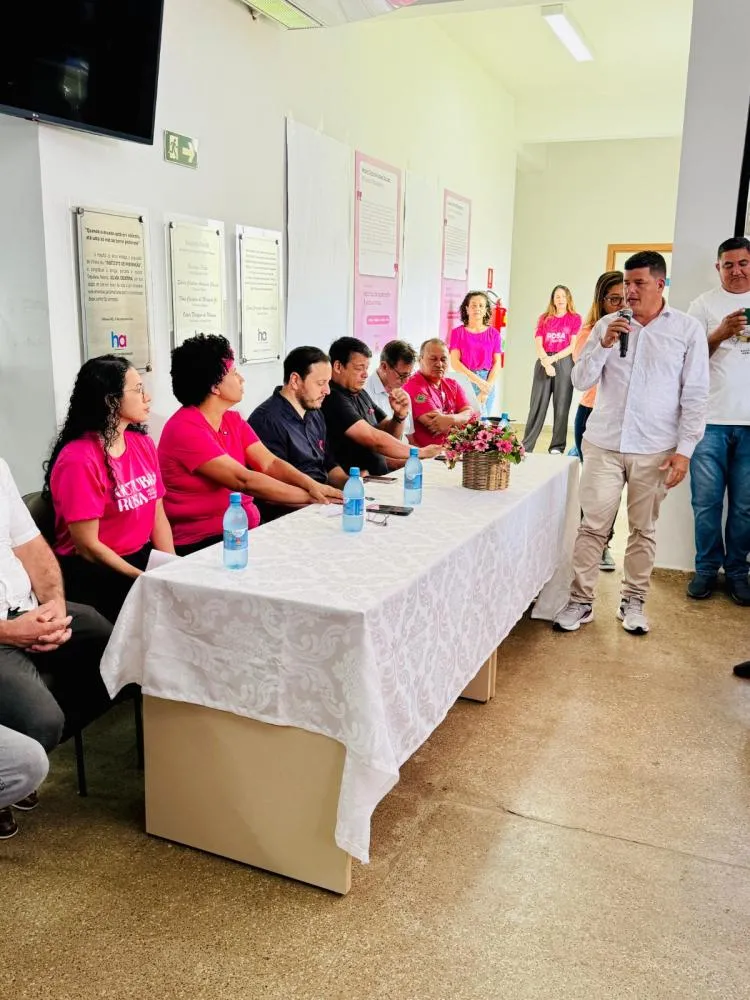 Outubro Rosa: Deputada Sílvia Cristina realiza uma série de ações de conscientização e prevenção ao câncer de mama