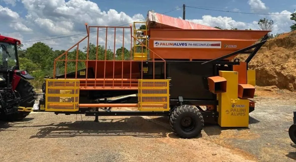 Deputado Alan Queiroz entrega R$ 305 mil em implementos agrícolas para produtores rurais de Vale do Anari