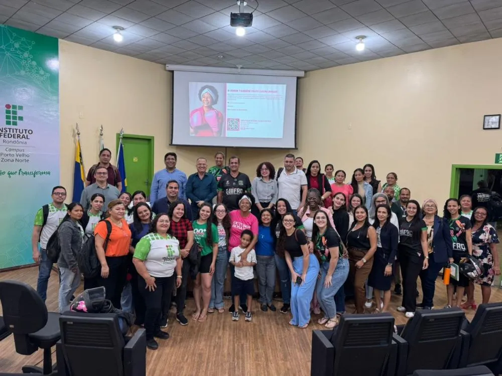 Deputada Sílvia Cristina encerra atividades do Outubro Rosa com mais de 4 mil presentes em palestras