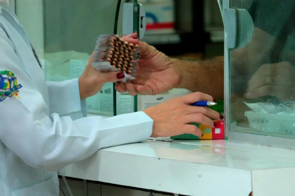Deputado Alan Queiroz destina R$ 900 mil para aquisição de medicamentos em Pimenta Bueno