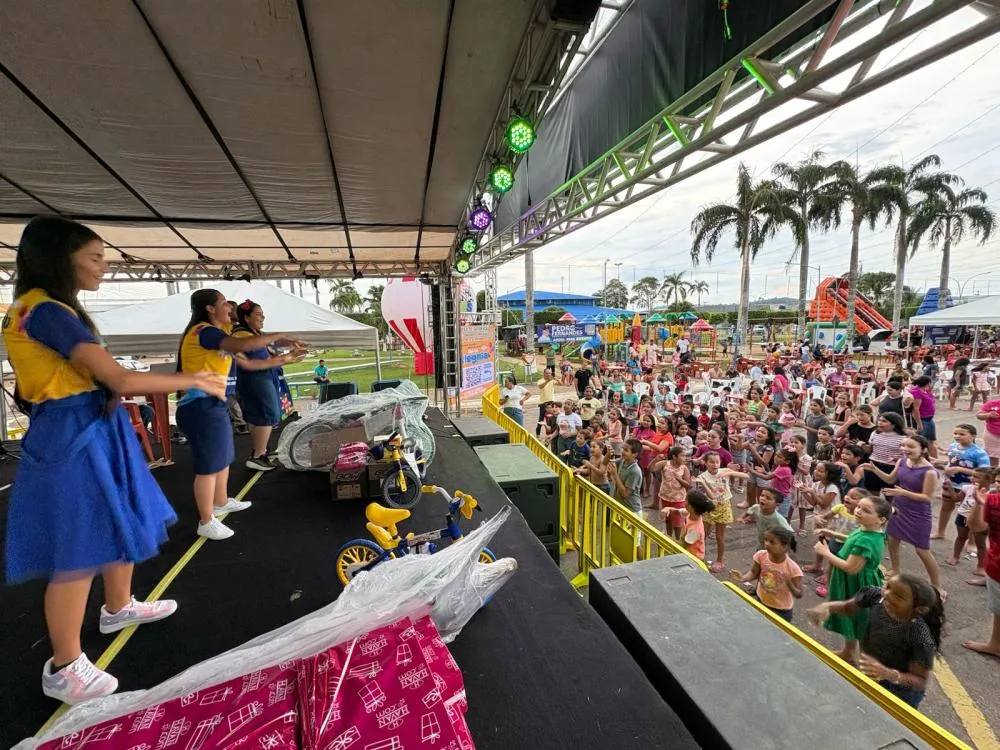 Deputado Pedro Fernandes celebra a realização do Dia da Alegria em Monte Negro