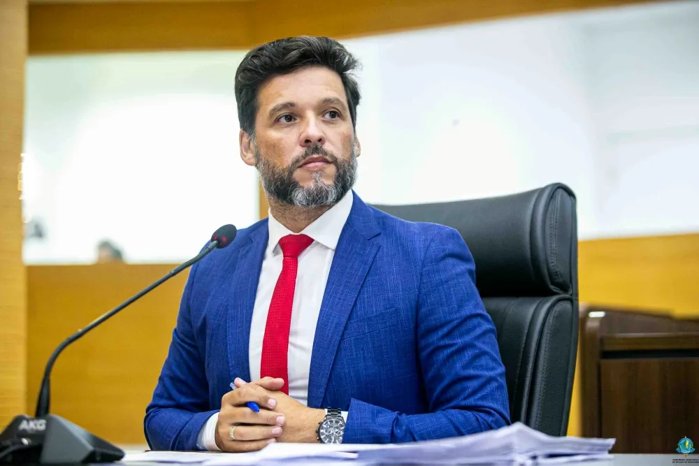 Delegado Camargo cobra retomada imediata do Pró-Leite e do Funcafé em defesa dos produtores