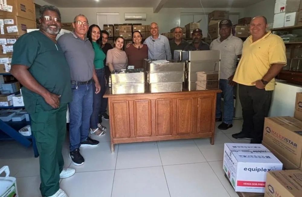 Deputado Ismael Crispin reforça compromisso com a saúde pública de Alvorada do Oeste e participa da entrega de materiais cirúrgicos ao Hospital Municipal