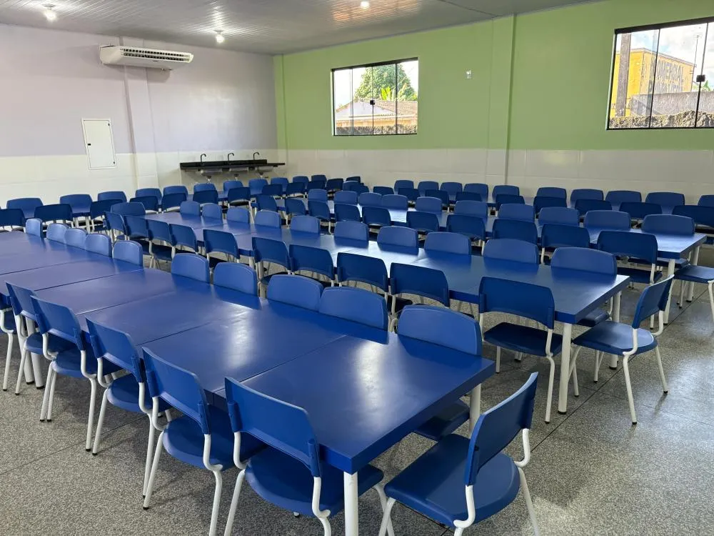 Refeitório é entregue em escola de Machadinho d’Oeste com articulação do deputado Pedro Fernandes