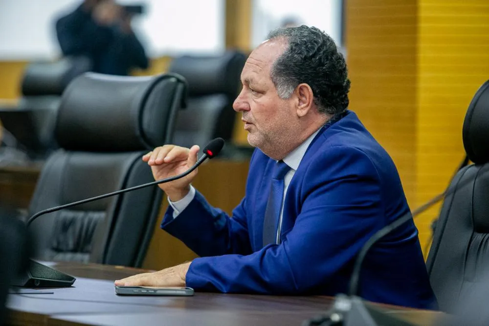 Pedro Fernandes celebra aprovação de projeto que reduz imposto sobre a venda do gado em Rondônia