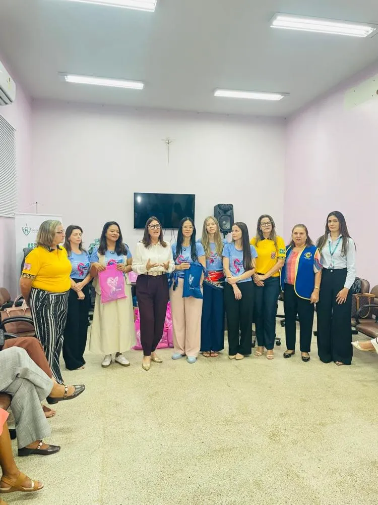 Campanha Lenços do Amor reforça solidariedade a pacientes com câncer