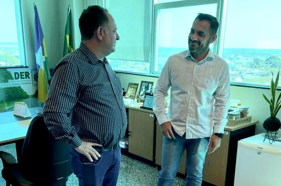 Deputado Pedro Fernandes solicita manutenção da Linha 048 que liga Castanheiras à BR-429