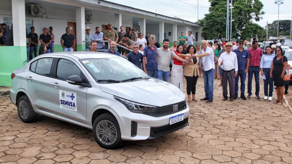 Deputado Ismael Crispin destina veículo exclusivo para o transporte de pacientes da fisioterapia