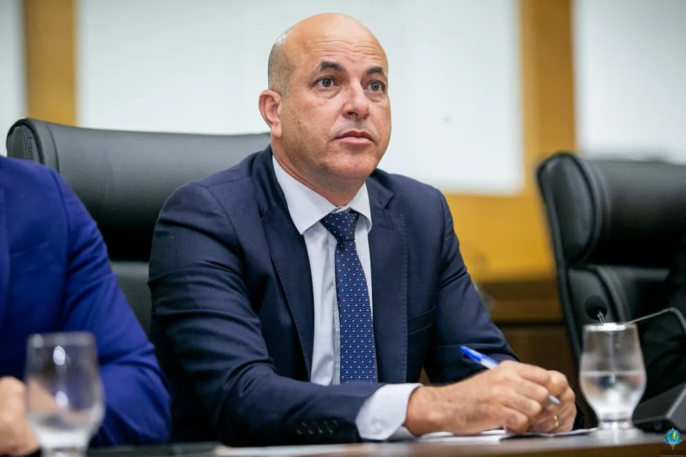 Ismael Crispin defende regulamentação do bronzeamento artificial e valorização da categoria em RO