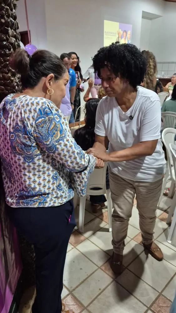 Pré-candidata Sílvia Cristina reforça que aprendeu a exercer um mandato olhando no olho da população