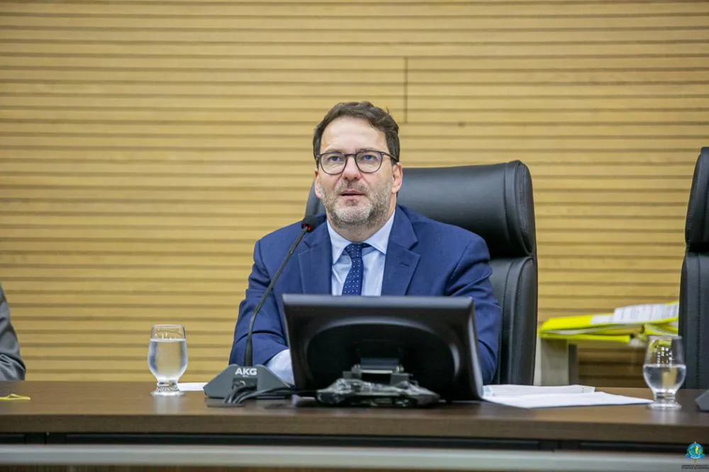 Deputado Alex Redano solicita ao Governo aquisição urgente de medicamentos para Ji-Paraná e Cerejeiras