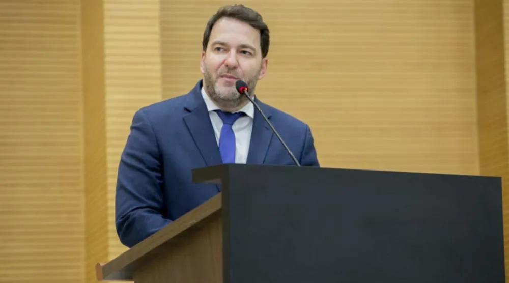 Deputado Alex Redano solicita recuperação da RO-408 entre Campo Novo e Vila União