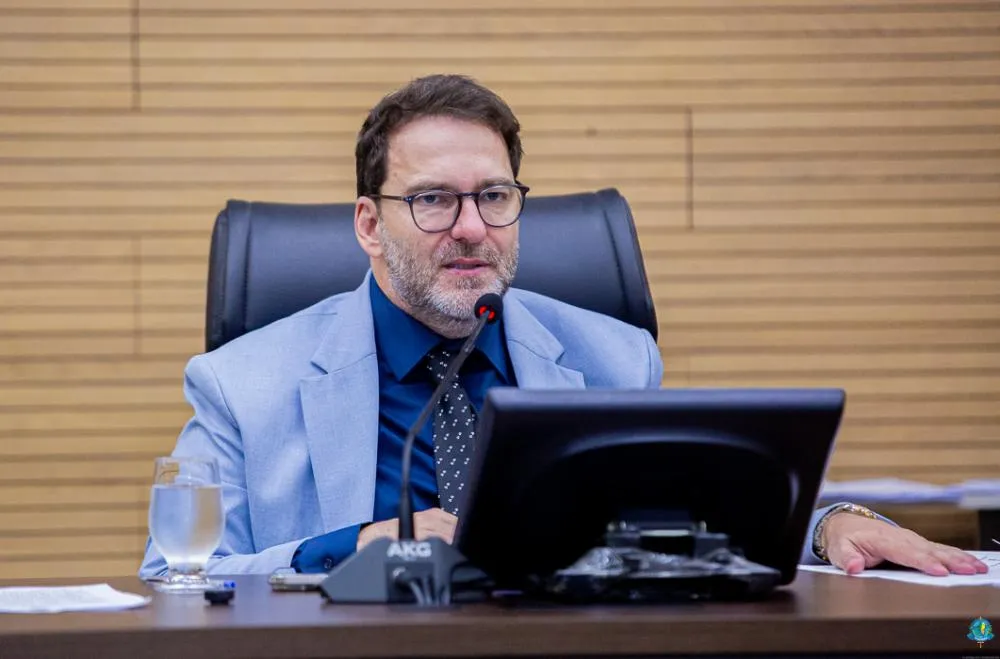 Alex Redano solicita substituição de bueiro na RO-408 para garantir segurança e melhorar tráfego na região
