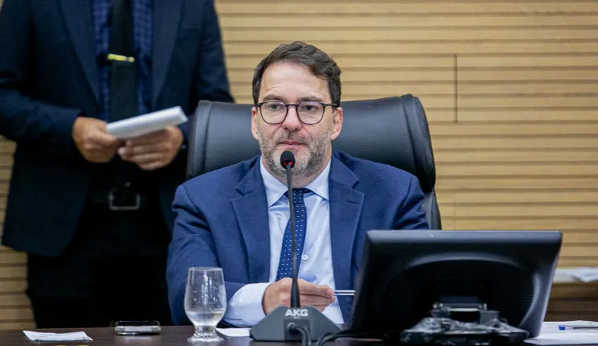 Deputado Alex Redano solicita recuperação da RO-010 entre Cacaulândia e Monte Negro