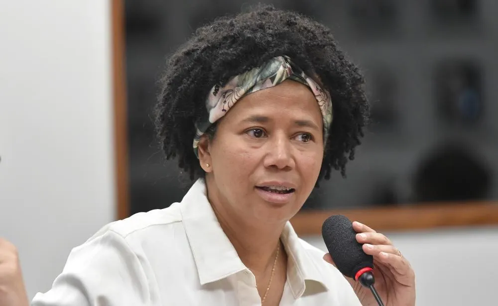 Sílvia Cristina se destaca na relatoria de projetos na Câmara dos Deputados
