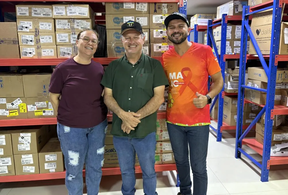 Novos medicamentos reforçam a farmácia municipal de Alto Paraíso com recurso destinado pelo deputado Pedro Fernandes
