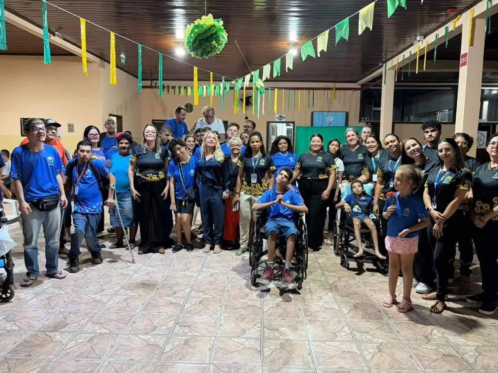 Ieda Chaves garante R$ 200 mil para custeio de equipe multidisciplinar da Apae em Ariquemes