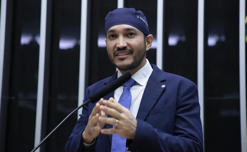 Dr. Fernando Máximo defende PEC anti-IPVA na Câmara dos Deputados