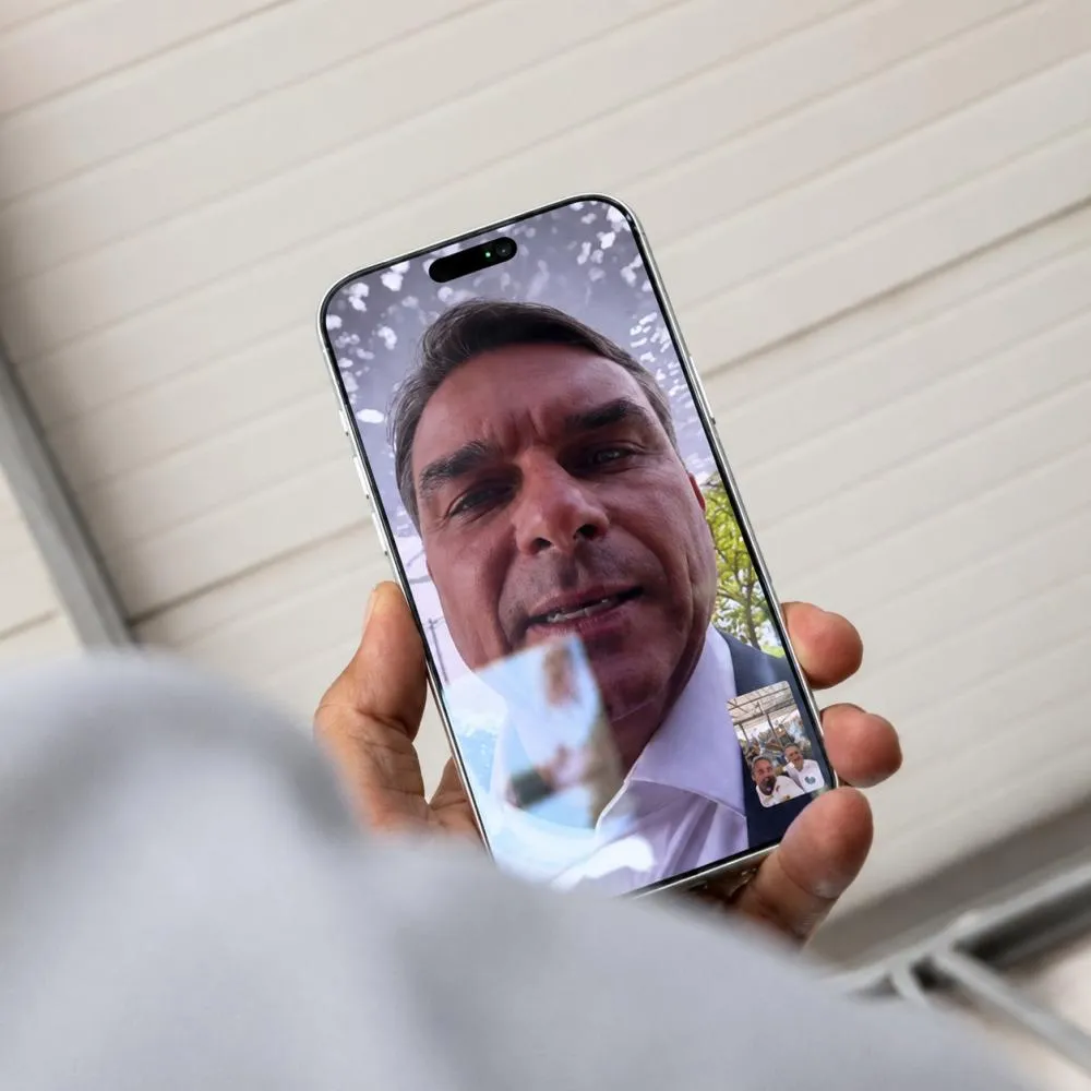 Regularização fundiária de Buritis é pauta de conversa com Flávio Bolsonaro