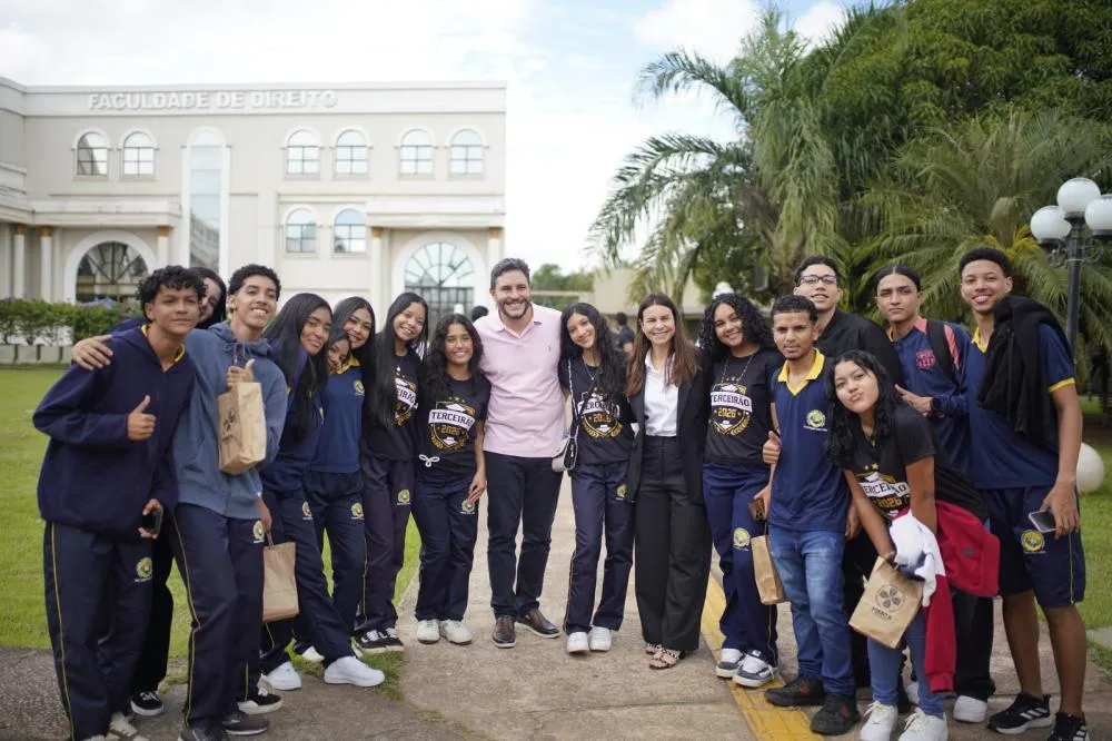 Maurício Carvalho supera R$ 51 milhões destinados à educação e defende ampliar investimentos