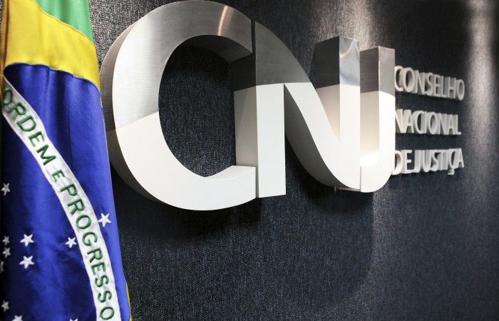 CNJ suspende pagamento de adicional de R$ 1 bilhão a juízes federais
