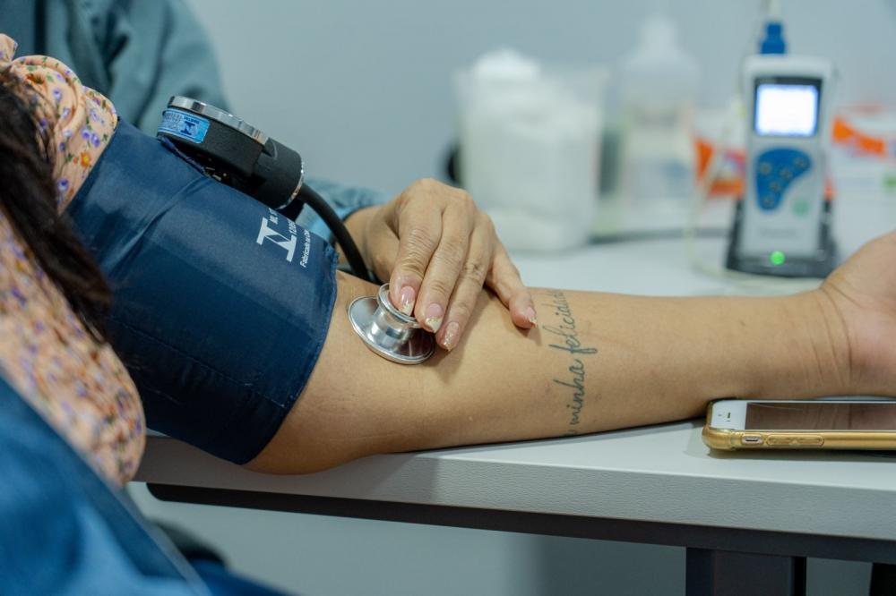 Programa da prefeitura monitora e trata de graça pacientes hipertensos ou diabéticos